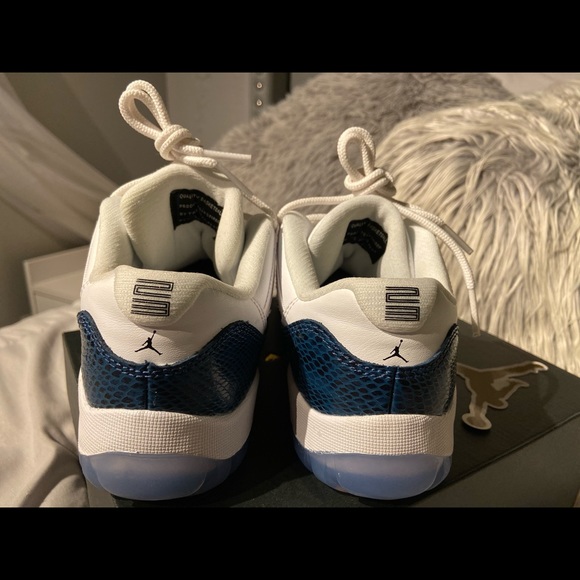 Jordan 11 Retro Low LE (PS) - Picture 6 of 7